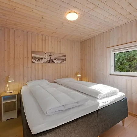 Yorick - 350m To The Fjord By Interhome *
